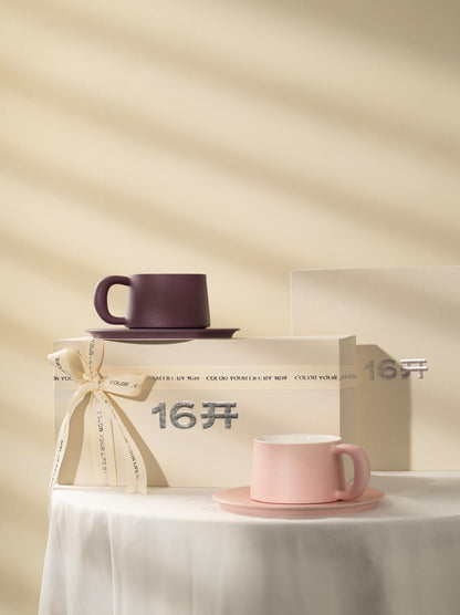 Ideal Cup with Saucer┆ Pink